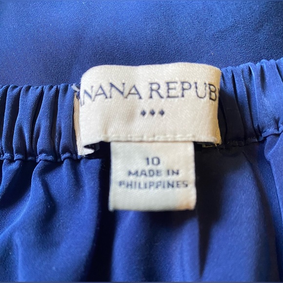 Banana Republic “silk” midi skirt, billowy and light - Picture 4 of 4